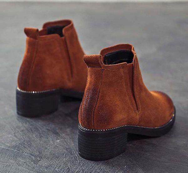 new designer boots for women fashionable and exquisite womens boots high heels and genuine leather outdoors fashion women boots 10 p145, Black
new designer boots for women fashionable and exquisite womens boots high heels and genuine leather outdoors fashion women boots 10 p145, Black