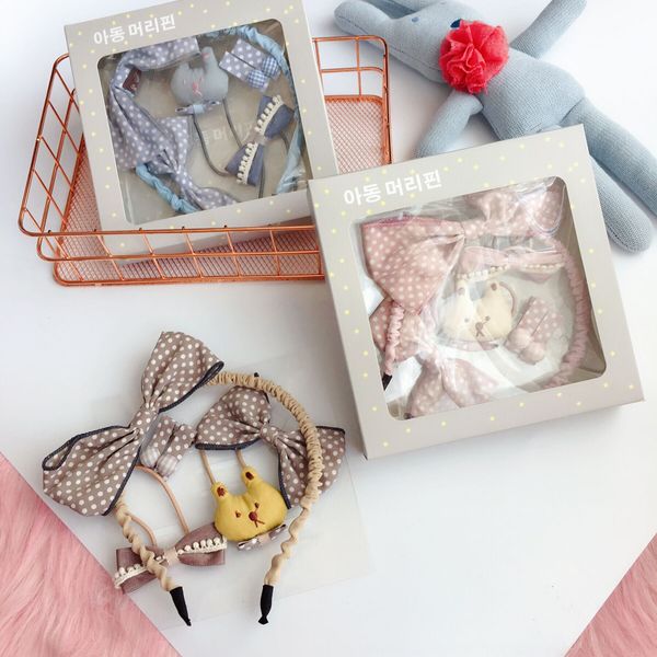 korean new style children's simple polka dot hair band bear style bb clip 5-piece hair lace lace set gift box set, Slivery;white
korean new style children's simple polka dot hair band bear style bb clip 5-piece hair lace lace set gift box set, Slivery;white