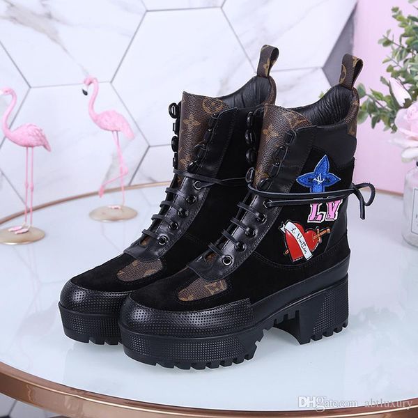 women ankle boots fashion shoes luxury chaussures de femme high -martin boots bottes femmes laureate platform desert boot luxury style, Black
women ankle boots fashion shoes luxury chaussures de femme high -martin boots bottes femmes laureate platform desert boot luxury style, Black