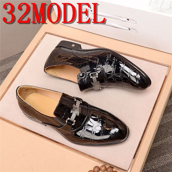 2020 winter shoe mens tassel loafer genuine leather black brown slip on men dress shoes designer shoes wedding formal shoes size 38-45
2020 winter shoe mens tassel loafer genuine leather black brown slip on men dress shoes designer shoes wedding formal shoes size 38-45