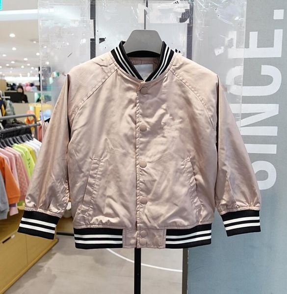 2020 новый fm1011 прибытие contrast цвет zipper куртки outwear лоскутная ветровка мужчины повседневная весна осень легкие куртки, Black;brown
2020 новый fm1011 прибытие contrast цвет zipper куртки outwear лоскутная ветровка мужчины повседневная весна осень легкие куртки, Black;brown