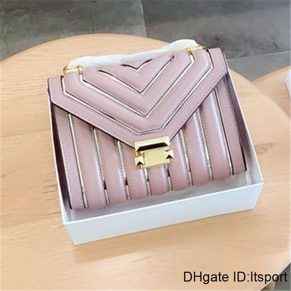 the new 2020 female bag genuine leather handbag shoulder bags his joker fashion diamond chain messenger girls women the designer handbags
the new 2020 female bag genuine leather handbag shoulder bags his joker fashion diamond chain messenger girls women the designer handbags