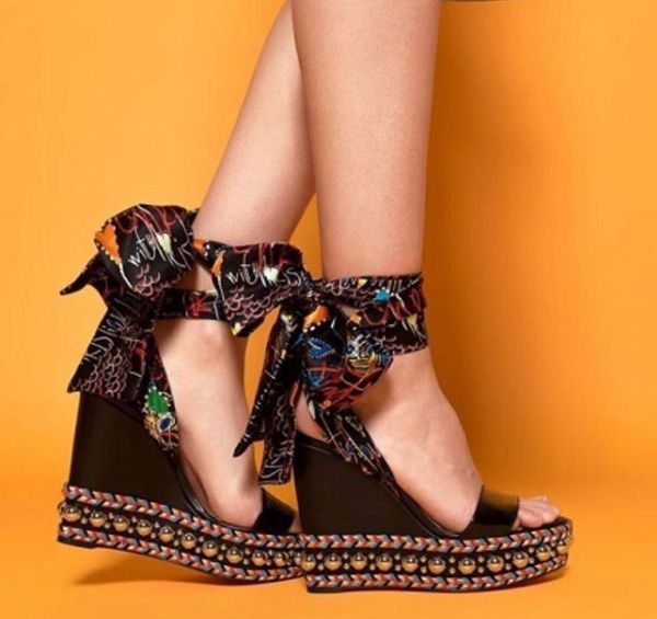sexy summer handmade обувь свадьба, партия red bottom levantinana клин сандал плетеный высокие каблуки граффити ремешки женщины с gladiator, Red;white
sexy summer handmade обувь свадьба, партия red bottom levantinana клин сандал плетеный высокие каблуки граффити ремешки женщины с gladiator, Red;white