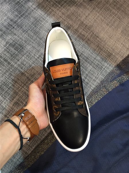 2020s paris men casual shoes fashion sneakers lace-up shoes green red white black leather l letters quality, Black;red
2020s paris men casual shoes fashion sneakers lace-up shoes green red white black leather l letters quality, Black;red