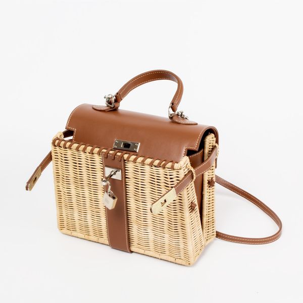 2020 the new handmade rattan bag large capacity women's woven holiday package aircraft transportation
2020 the new handmade rattan bag large capacity women's woven holiday package aircraft transportation