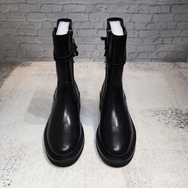 2020q limited edition custom new british wind wild thick high to help british wind martin boots women's shoes original box packaging
2020q limited edition custom new british wind wild thick high to help british wind martin boots women's shoes original box packaging