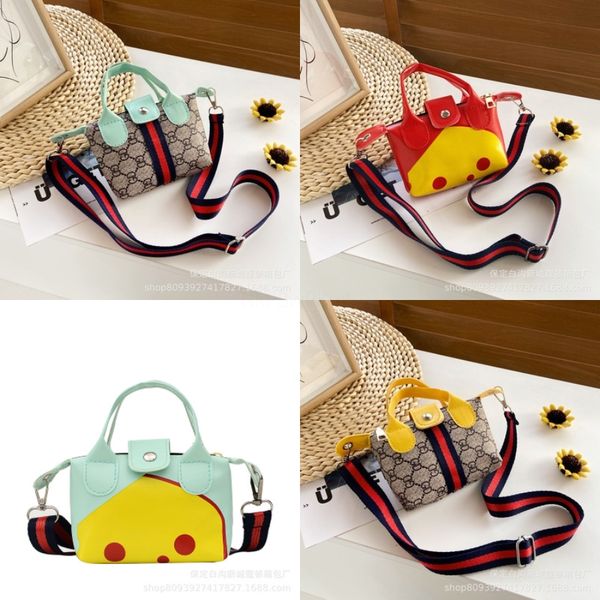 мультфильм симпатичной crossbody сумка для детского сада детские девочки детских детей подарок студент прекрасного schoolbag анимация утенок, Black
мультфильм симпатичной crossbody сумка для детского сада детские девочки детских детей подарок студент прекрасного schoolbag анимация утенок, Black