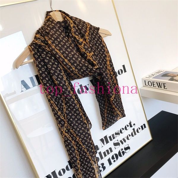 silk scarf fashion man women 4 season shawl scarf letter scarves size 180x70cm 6 color high quality, Blue;gray
silk scarf fashion man women 4 season shawl scarf letter scarves size 180x70cm 6 color high quality, Blue;gray