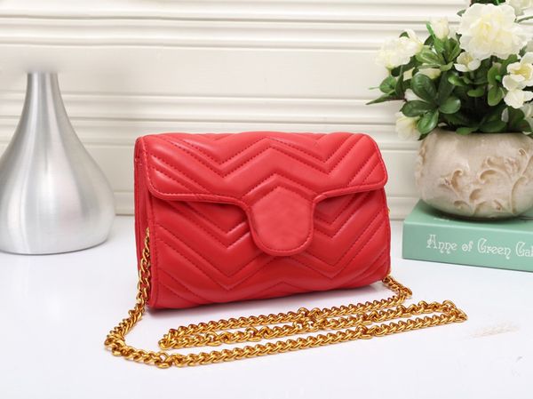 2020 fashion love heart v wave pattern satchel shoulder bag chain handbags crossbody purse lady leather classic style tote bag with gift bag
2020 fashion love heart v wave pattern satchel shoulder bag chain handbags crossbody purse lady leather classic style tote bag with gift bag