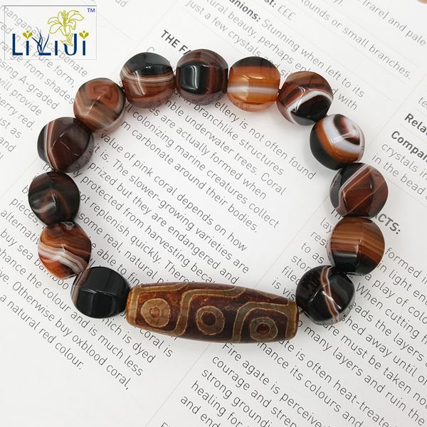 natural stone banded agates &tibetan dzi bead bracelet total size 7.5''-8.5, Black
natural stone banded agates &tibetan dzi bead bracelet total size 7.5''-8.5, Black