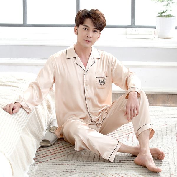 yanman autumn new home clothes set imitation silk long-sleeved men's solid color pajamas embroidered home clothes set, Blue;red
yanman autumn new home clothes set imitation silk long-sleeved men's solid color pajamas embroidered home clothes set, Blue;red