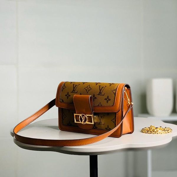vintage womens leather chain crossbody bag new arrival lady mini party chest bags handbag retro style women shoulder bags
vintage womens leather chain crossbody bag new arrival lady mini party chest bags handbag retro style women shoulder bags