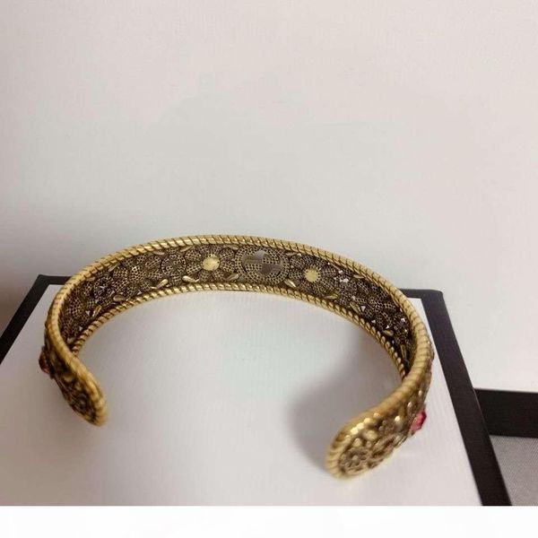 fashion charm bracelet luxury designer ladies bracelet pure copper material ruby retro hip-hop jewelry with box, Black
fashion charm bracelet luxury designer ladies bracelet pure copper material ruby retro hip-hop jewelry with box, Black