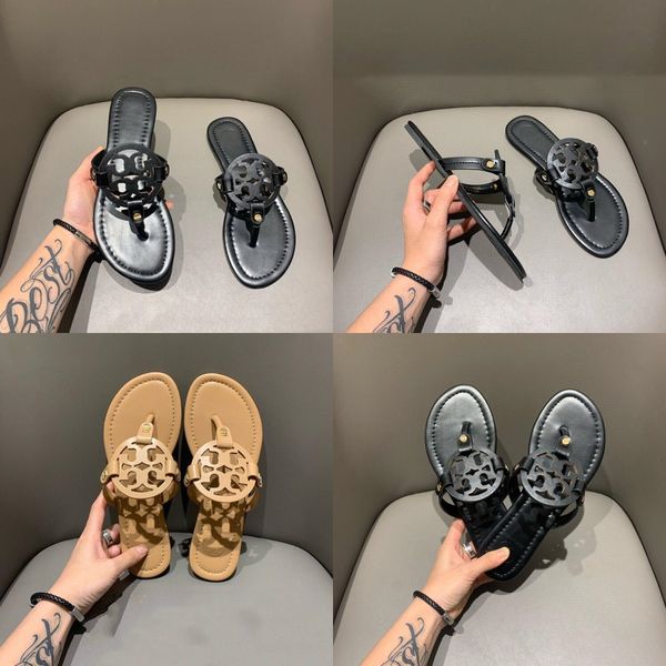 spring and summer overlapping leather slippers thick high heel color matching sandals leisure vacation & home slippers#802, Black
spring and summer overlapping leather slippers thick high heel color matching sandals leisure vacation & home slippers#802, Black