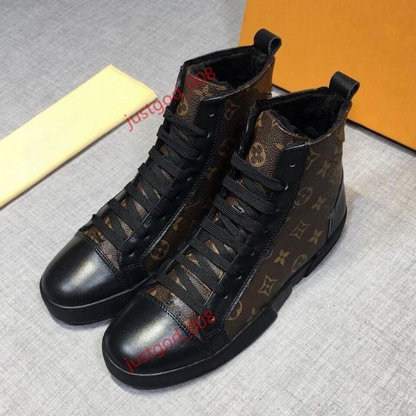 louis vuitton lv shoes 2020 новых мужская обувь высокого качества роскошь высокой верхней кожаный шнурок вверх черный темно-коричневый спорт, Black;red
louis vuitton lv shoes 2020 новых мужская обувь высокого качества роскошь высокой верхней кожаный шнурок вверх черный темно-коричневый спорт, Black;red