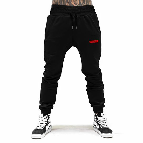 марка спорт gym брюки мужские беговые брюки мужчины хлопок trackpants бег фитнес обучение брюки бодибилдинг sweatpants, Black;blue
марка спорт gym брюки мужские беговые брюки мужчины хлопок trackpants бег фитнес обучение брюки бодибилдинг sweatpants, Black;blue