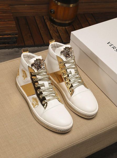 2020d limited пользовательских кожаные вышитые high-top удобные повседневные мужские короткие сапоги, лидирующая модные wild шнуровка кроссо, Black
2020d limited пользовательских кожаные вышитые high-top удобные повседневные мужские короткие сапоги, лидирующая модные wild шнуровка кроссо, Black