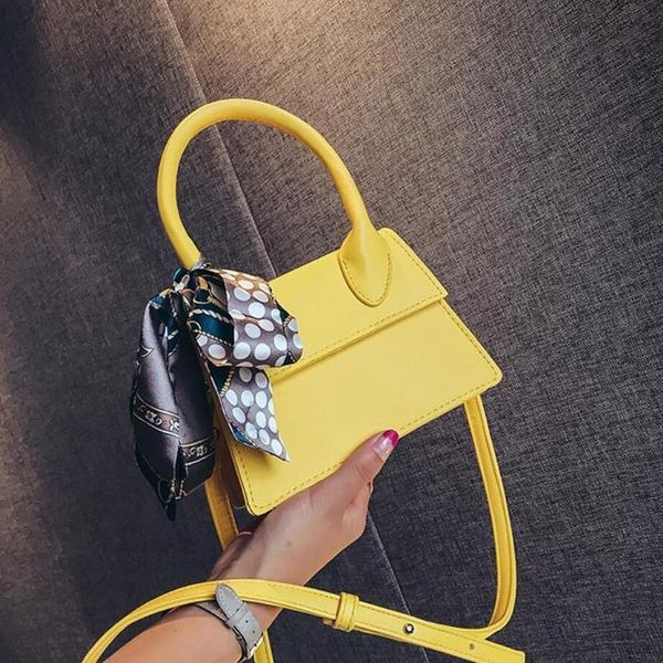 brand female england style ribbon tote bag 2020 summer new quality pu leather womens designer handbag travel shoulder messenger bag
brand female england style ribbon tote bag 2020 summer new quality pu leather womens designer handbag travel shoulder messenger bag