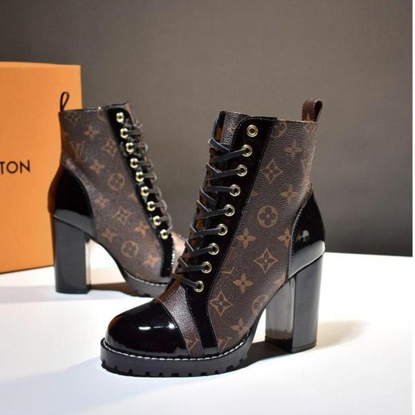 40 new women's casual shoes, luxury designer women's shoes, outdoor travel party shoes, original box packaging, Black
40 new women's casual shoes, luxury designer women's shoes, outdoor travel party shoes, original box packaging, Black