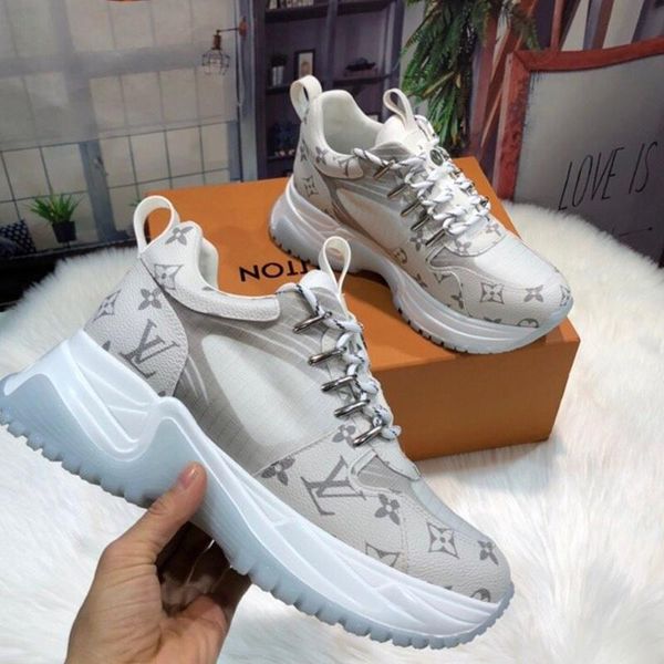 233 new designer luxury women's casual fashion shoes, women's outdoor casual shoes, high-quality materials, with original box, Black
233 new designer luxury women's casual fashion shoes, women's outdoor casual shoes, high-quality materials, with original box, Black