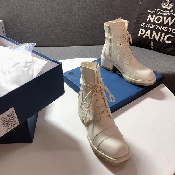 new fashion ankle boots women martin booties leather boots platform motocycle boots causal short shoes black white color bottes
new fashion ankle boots women martin booties leather boots platform motocycle boots causal short shoes black white color bottes
