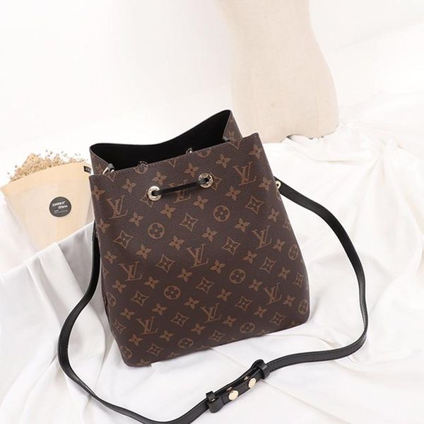 drop ship vintage womens leather bucket bag handbag drawstring ladies shoulder bag messenger luxury style crossbody bags fast delivery
drop ship vintage womens leather bucket bag handbag drawstring ladies shoulder bag messenger luxury style crossbody bags fast delivery