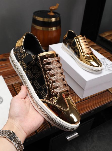 2020-2019g italian men's designer shoes casual shoes and luxury sneakers red striped casual designer sports shoelace box, size 38-45
2020-2019g italian men's designer shoes casual shoes and luxury sneakers red striped casual designer sports shoelace box, size 38-45