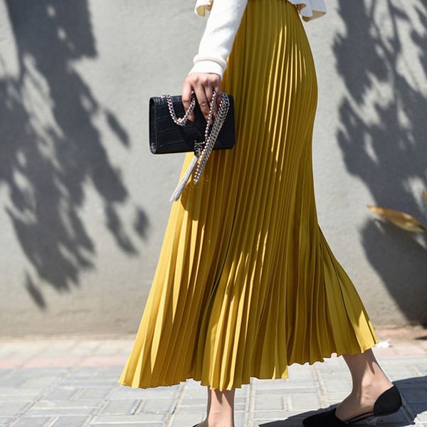 women casual chiffon maxi skirt spring autumn pleated multi colors fashion flared 2020 high waist female long skirts, Black
women casual chiffon maxi skirt spring autumn pleated multi colors fashion flared 2020 high waist female long skirts, Black