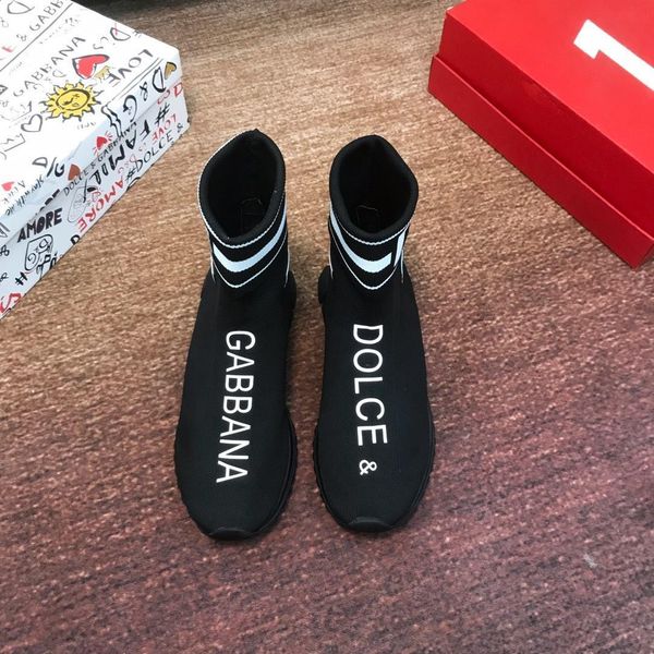 new19 luxury casual shoes fashion wild sports socks shoes outdoor comfortable breathable men and women shoes original box packaging, Black
new19 luxury casual shoes fashion wild sports socks shoes outdoor comfortable breathable men and women shoes original box packaging, Black