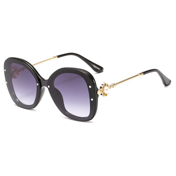 2020 pearl decorate women sunglasses butterfly shape plastic material frame lenses 1658 uv400 protection eyewear, White;black
2020 pearl decorate women sunglasses butterfly shape plastic material frame lenses 1658 uv400 protection eyewear, White;black