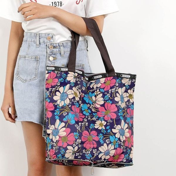 women printed floral shopping bags fashion nylon fold over shoulder bag women large capacity handbag bolsa feminina 20
women printed floral shopping bags fashion nylon fold over shoulder bag women large capacity handbag bolsa feminina 20