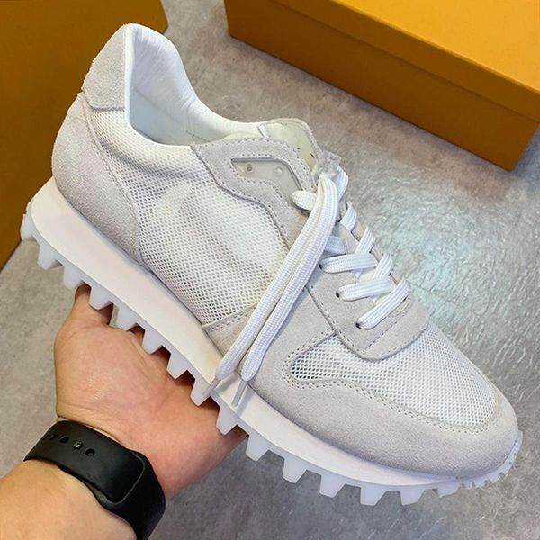 new 2020 mens shoes luxury fashion designe herren sportschuhe with box 1v55 men shoes casual chaussures pour hommes lace -up casual shoes, Black
new 2020 mens shoes luxury fashion designe herren sportschuhe with box 1v55 men shoes casual chaussures pour hommes lace -up casual shoes, Black