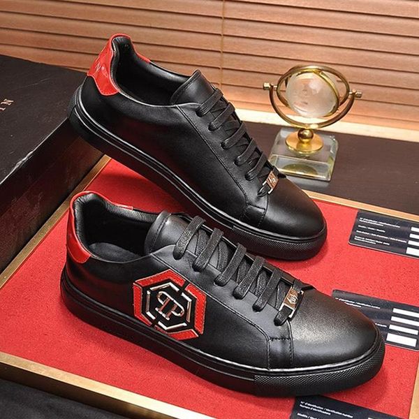 luxury sports shoes for men sneakers casual style breathable footwears trainers chaussures de sport pour hommes fashion outdoor design mens, Black
luxury sports shoes for men sneakers casual style breathable footwears trainers chaussures de sport pour hommes fashion outdoor design mens, Black
