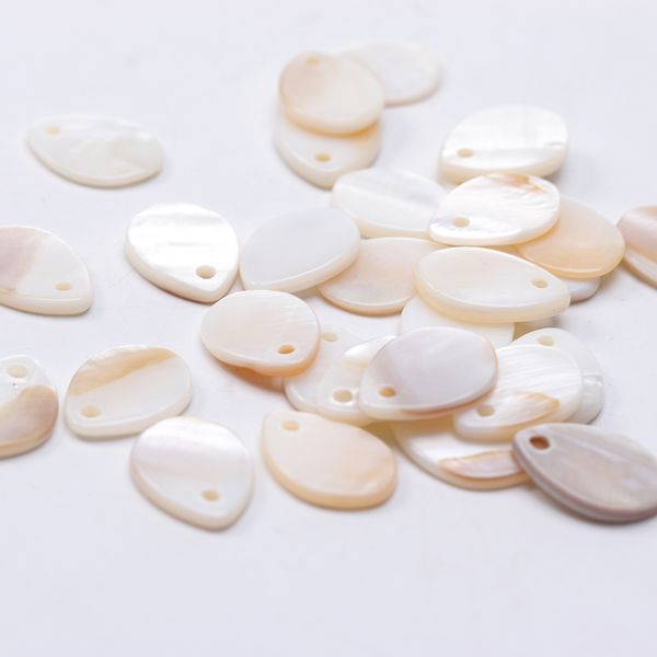 1000pcs/lot Natural White Mother Of Pearl Shell Beads Loose round star Shell Chip Charms beads For Bracelet Jewelry Making
1000pcs/lot Natural White Mother Of Pearl Shell Beads Loose round star Shell Chip Charms beads For Bracelet Jewelry Making