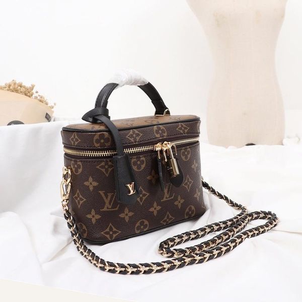 new womens handbags messenger bags with box fashion party handbags bolsos de mujer bucket totes vintage design luxury style sacs femme sale
new womens handbags messenger bags with box fashion party handbags bolsos de mujer bucket totes vintage design luxury style sacs femme sale