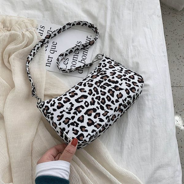 fashion vintage leopard print female messenger bags luxury handbags women bags designer elegant lady shoulder messenger bag
fashion vintage leopard print female messenger bags luxury handbags women bags designer elegant lady shoulder messenger bag