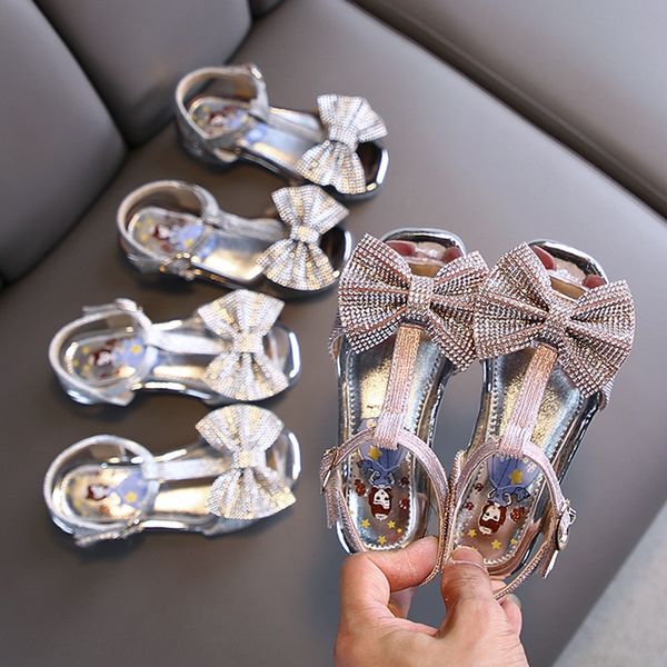 girls and shoes sandals 2020 new girl rhinestone bow sandals medium and large children's anti-skid soft bottom sweet children's sh, Black;red
girls and shoes sandals 2020 new girl rhinestone bow sandals medium and large children's anti-skid soft bottom sweet children's sh, Black;red