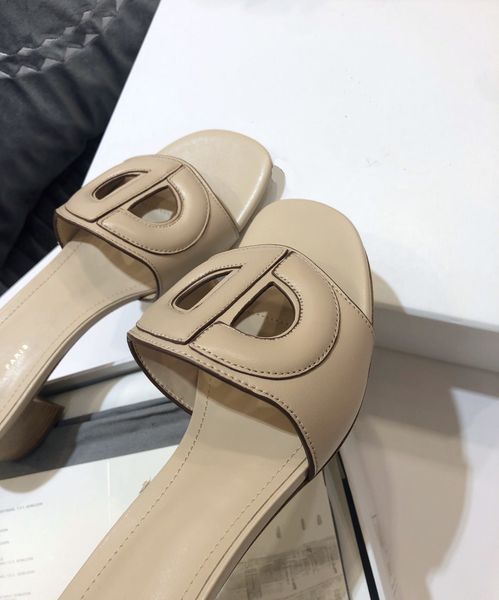 19)2020 spring and summer latest cd three-dimensional letter logo flat hollow sandals thick heel flip-flop women's shoes, Black
19)2020 spring and summer latest cd three-dimensional letter logo flat hollow sandals thick heel flip-flop women's shoes, Black