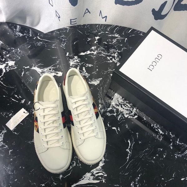 2021-2020n new trend leather casual shoes men and women outdoor sports shoes fashion wild party couple sponge cake shoes ,size 35 -41, Black
2021-2020n new trend leather casual shoes men and women outdoor sports shoes fashion wild party couple sponge cake shoes ,size 35 -41, Black
