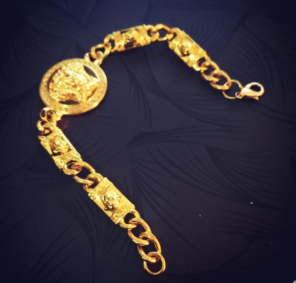 chain europe and the united states bracelet hip-hop gold bracelet black men bracelet street dance link head chain stainless steel jewelry
chain europe and the united states bracelet hip-hop gold bracelet black men bracelet street dance link head chain stainless steel jewelry