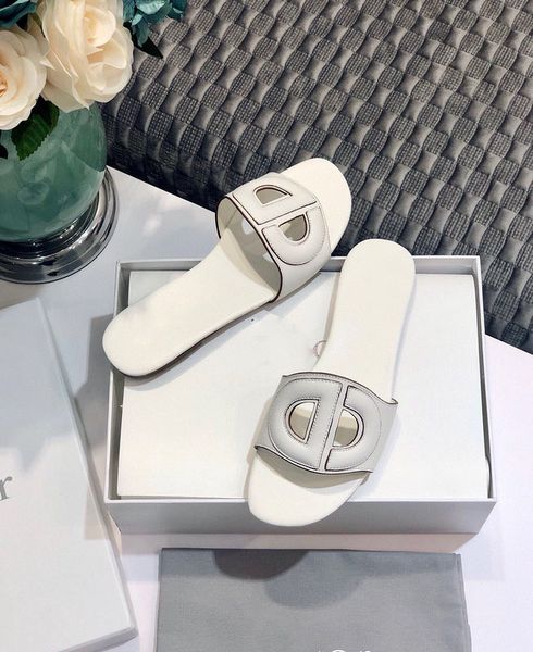 2020 summer slides d-club mules beach indoor flat slippers fashion women black camel blue denim white calfskin slippery casual sandals
2020 summer slides d-club mules beach indoor flat slippers fashion women black camel blue denim white calfskin slippery casual sandals