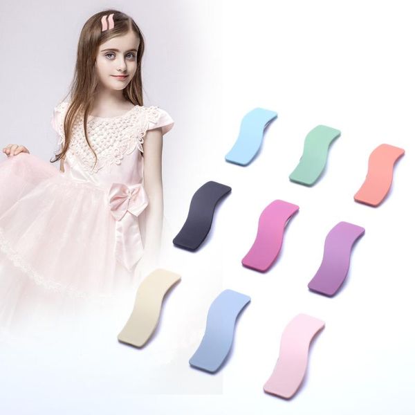 2pcs 7cm acrylic hair clips cute hair pins with wavy shape plastic bobby clip matte barrette for girls woment colored hairpins, Slivery;white
2pcs 7cm acrylic hair clips cute hair pins with wavy shape plastic bobby clip matte barrette for girls woment colored hairpins, Slivery;white