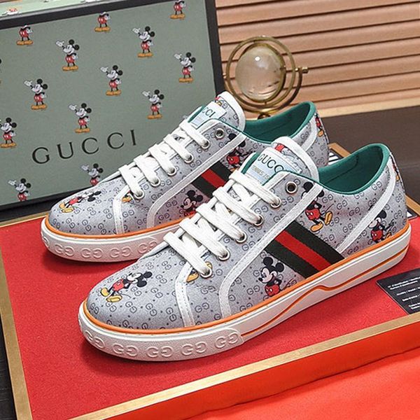 luxury men shoes with box sports athletic chaussures pour hommes mens tennis 1977 sneaker scarpe da uomo breathable design comfortable type, Black
luxury men shoes with box sports athletic chaussures pour hommes mens tennis 1977 sneaker scarpe da uomo breathable design comfortable type, Black