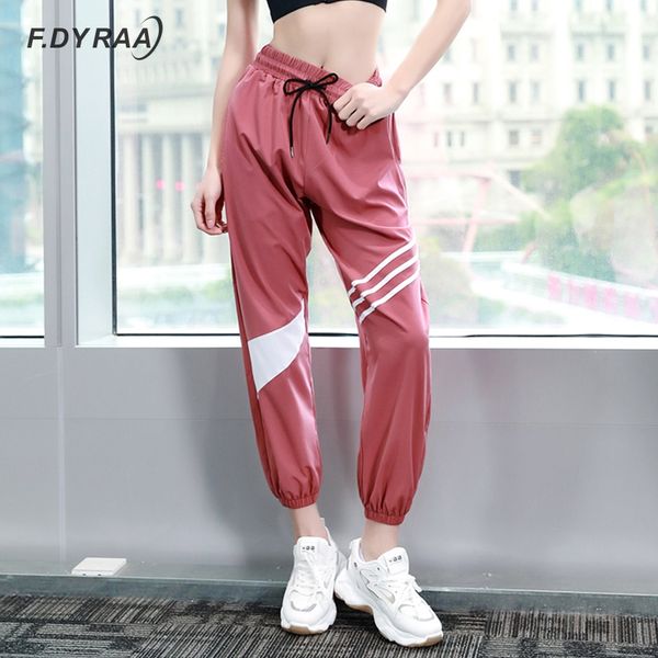 f.dyraa sport drawstring waist black jogging pants women 2020 outdoor gym running sportswear loose training pants sweatpants, Black;blue
f.dyraa sport drawstring waist black jogging pants women 2020 outdoor gym running sportswear loose training pants sweatpants, Black;blue