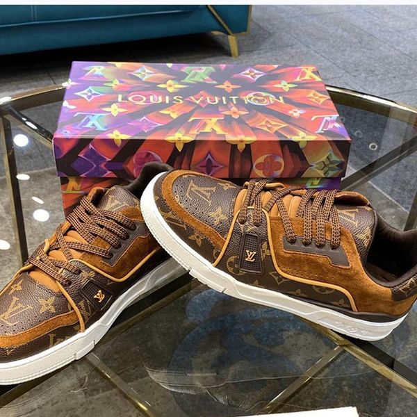 55 designer high-quality men's casual sports shoes and luxury outdoor casual shoes, the original box size is 38-45, Black
55 designer high-quality men's casual sports shoes and luxury outdoor casual shoes, the original box size is 38-45, Black