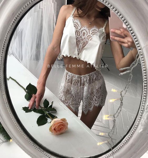 2019 women's casual suspender short lace three-piece sling pajamas lace pajamas suit 6369, Black;white
2019 women's casual suspender short lace three-piece sling pajamas lace pajamas suit 6369, Black;white