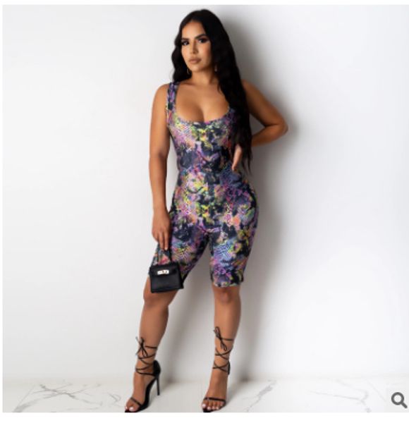 casual women u-neck sleeveless hollow out tie-dye print low-cut trousers overalls pants solid romper jumpsuit, Black;white
casual women u-neck sleeveless hollow out tie-dye print low-cut trousers overalls pants solid romper jumpsuit, Black;white