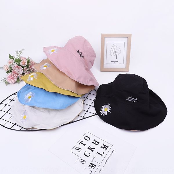 double-sided women's lotus leaf edge wide eaves curling sunscreen sunscreen hat outdoor holiday travel daisy beach hat, Blue;gray
double-sided women's lotus leaf edge wide eaves curling sunscreen sunscreen hat outdoor holiday travel daisy beach hat, Blue;gray