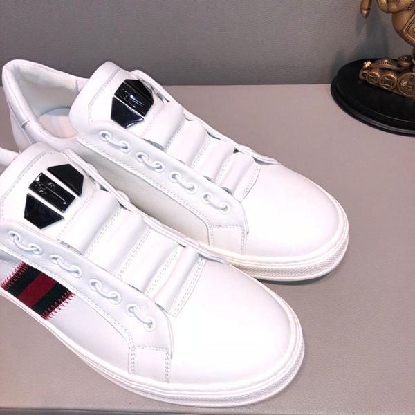 2019a new limited edition men's casual shoes, fashion wild sports shoes, comfortable low-shoes, original box packaging: 38-44111, Black
2019a new limited edition men's casual shoes, fashion wild sports shoes, comfortable low-shoes, original box packaging: 38-44111, Black
