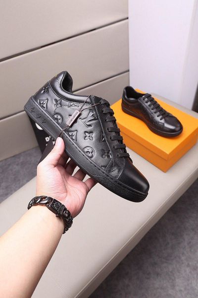 2021-2020e high -end limited edition leather letter low -lace up casual sneakers ,stylish wild outdoor flat shoes ,size :38 -45, Black
2021-2020e high -end limited edition leather letter low -lace up casual sneakers ,stylish wild outdoor flat shoes ,size :38 -45, Black